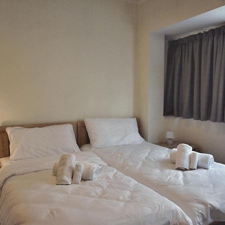 2 Bedroom, Central And Spacious Apartment With Sea View - 2 Msida Kültér fotó