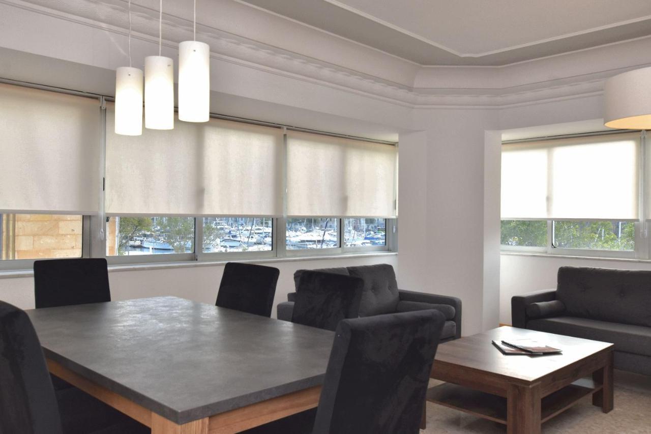 2 Bedroom, Central And Spacious Apartment With Sea View - 2 Msida Kültér fotó