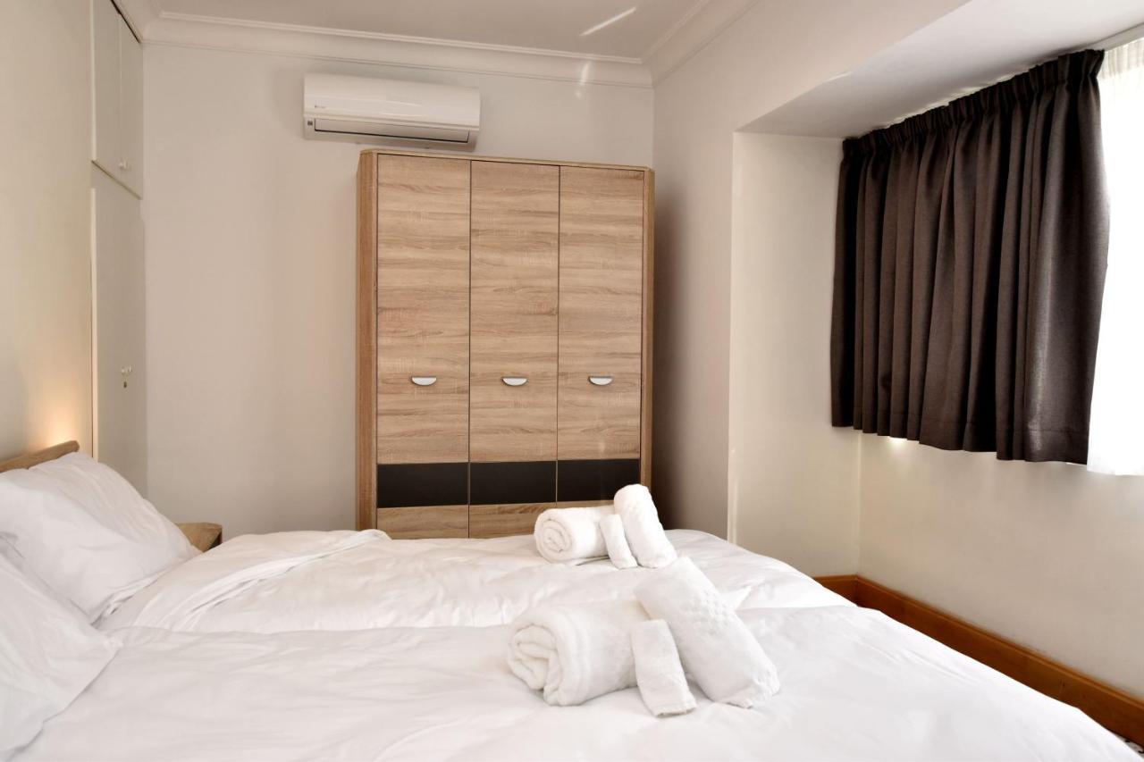 2 Bedroom, Central And Spacious Apartment With Sea View - 2 Msida Kültér fotó